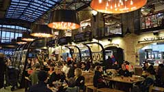 Students eating in downtown Winnipeg